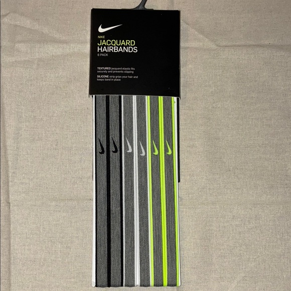 Nike Under Armor Gaiam Body Glove Athletic Set - Picture 3 of 11